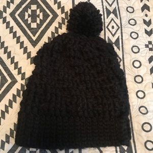 Black Beanie W/ PomPom